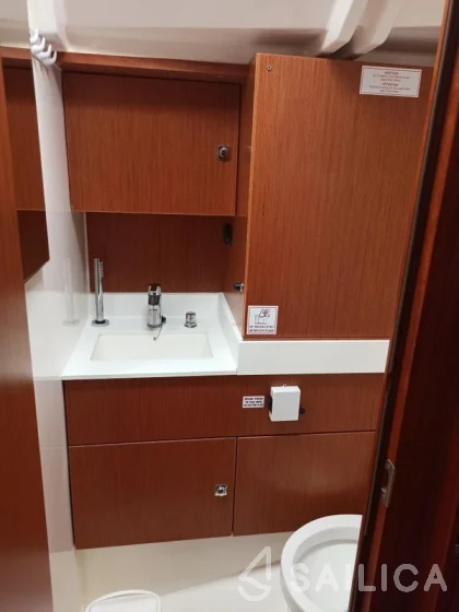 Bavaria C45 - Yacht Charter Sailica