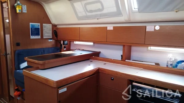 Bavaria 51 Cruiser - Yacht Charter Sailica