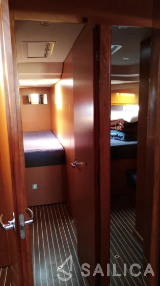 Bavaria 51 Cruiser - Yacht Charter Sailica