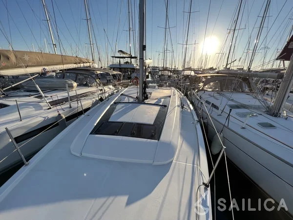 Oceanis 46.1 - Yacht Charter Sailica