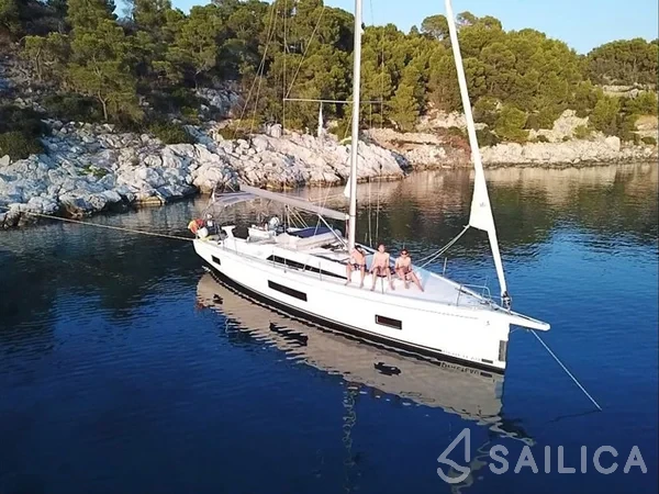 Oceanis 46.1 - Yacht Charter Sailica