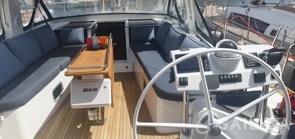 Oceanis 60 - Yacht Charter Sailica
