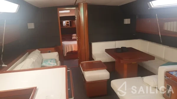 Oceanis 60 - Yacht Charter Sailica