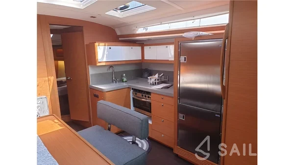 Dufour 470 - Yacht Charter Sailica