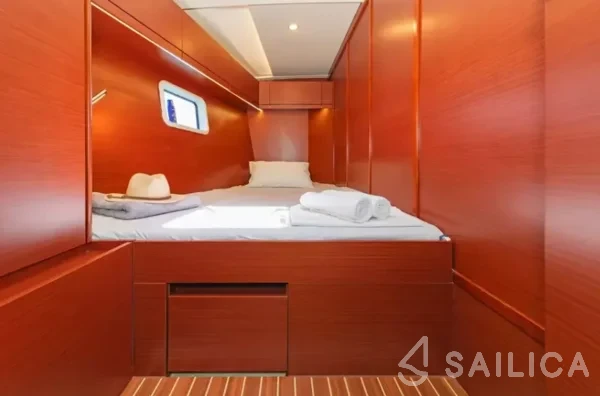 Hanse 508 - Yacht Charter Sailica