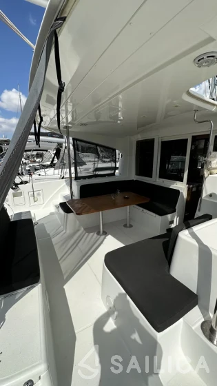 Lagoon 40 - Yacht Charter Sailica