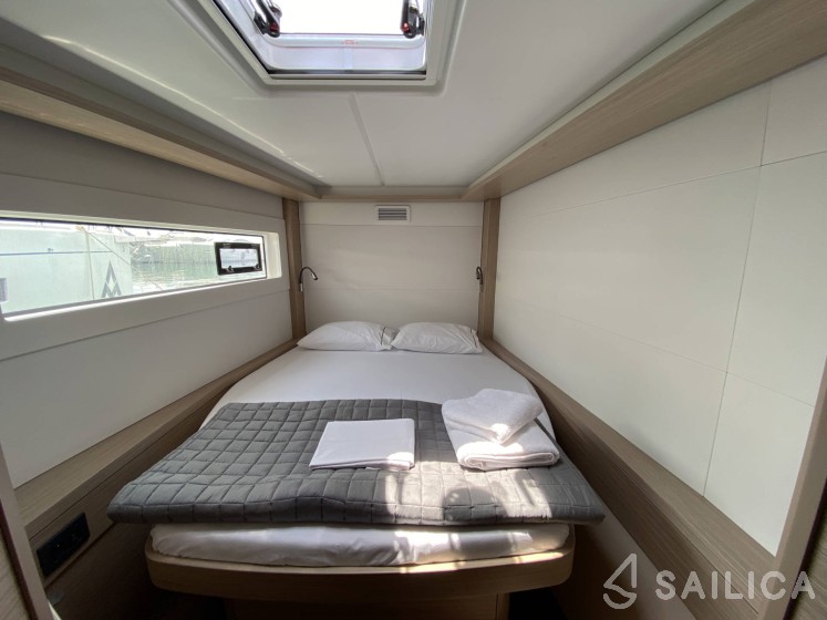 Lagoon 46  - Yacht Charter Sailica