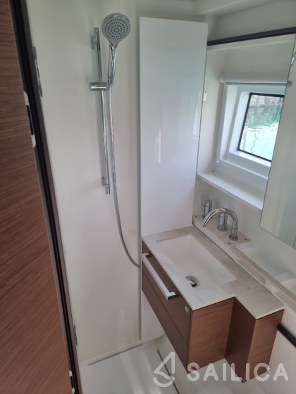 Lagoon 50 - Yacht Charter Sailica