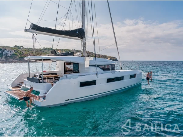 Lagoon 50 - Yacht Charter Sailica