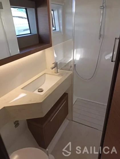 Lagoon 50 - Yacht Charter Sailica