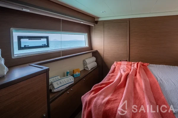 Lagoon 52F - Yacht Charter Sailica