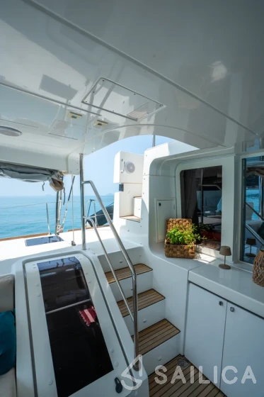 Lagoon 52F - Yacht Charter Sailica