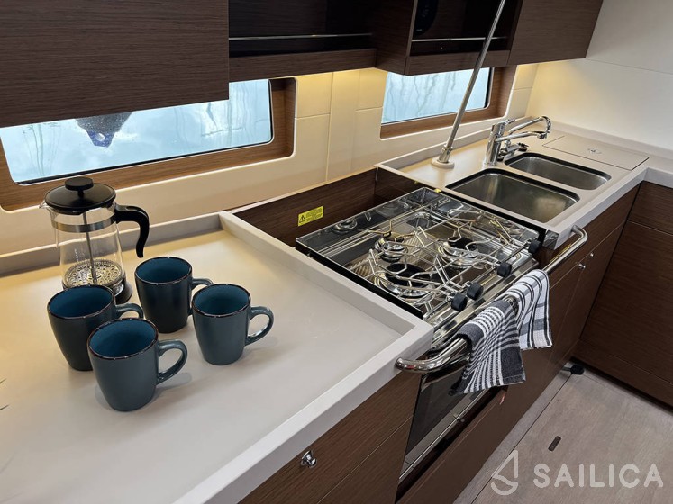 Oceanis 46.1 - Yacht Charter Sailica