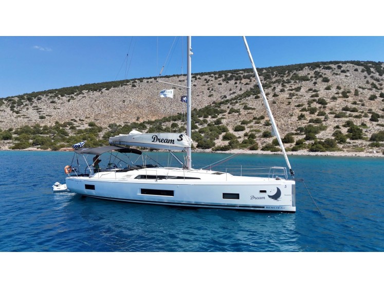 Oceanis 46.1 - Yacht Charter Sailica