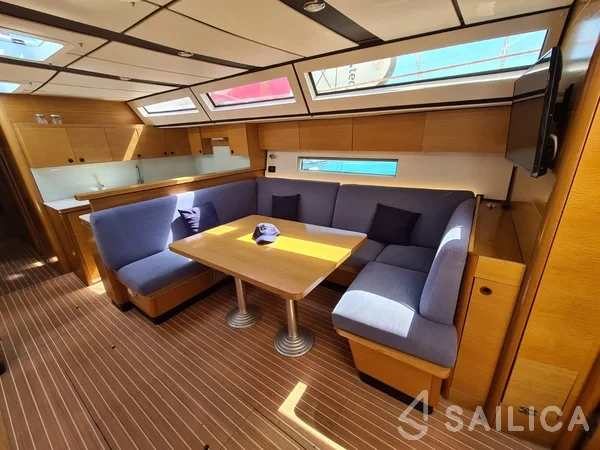D&D Kufner 54 - Yacht Charter Sailica