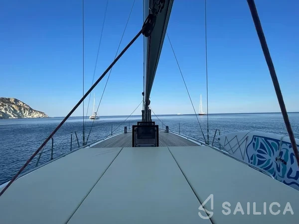 D&D Kufner 54 - Yacht Charter Sailica