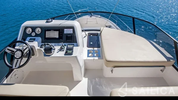 Bavaria Virtess 420 Fly - Yacht Charter Sailica