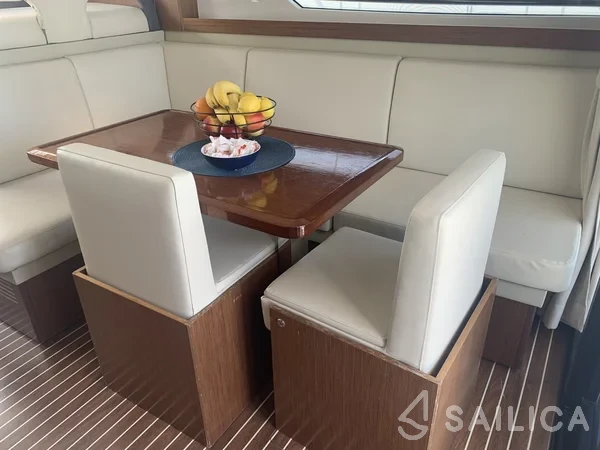 Bavaria Virtess 420 Fly - Yacht Charter Sailica
