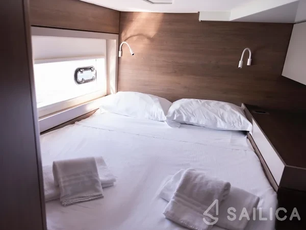 Bali 4.6 - Yacht Charter Sailica