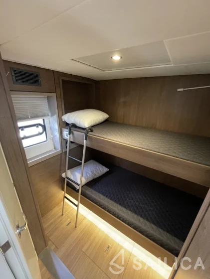 Bali 4.8  - Yacht Charter Sailica