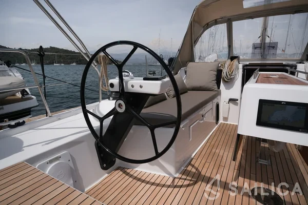 Dufour 390 - Yacht Charter Sailica