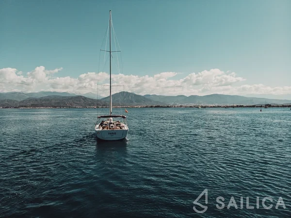 Dufour 390 - Yacht Charter Sailica