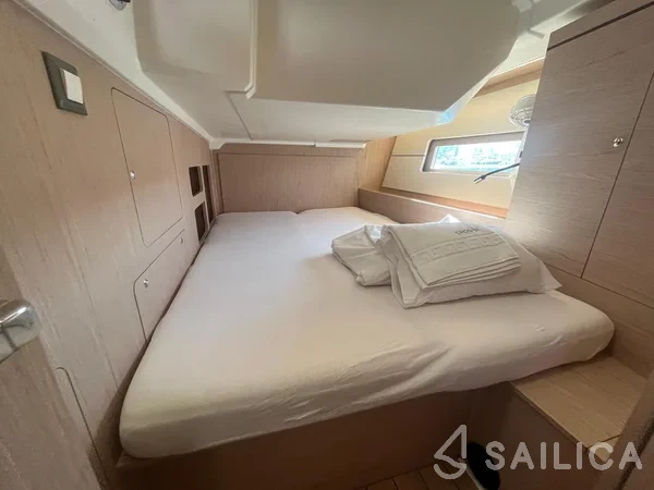 Oceanis 46.1 - Yacht Charter Sailica
