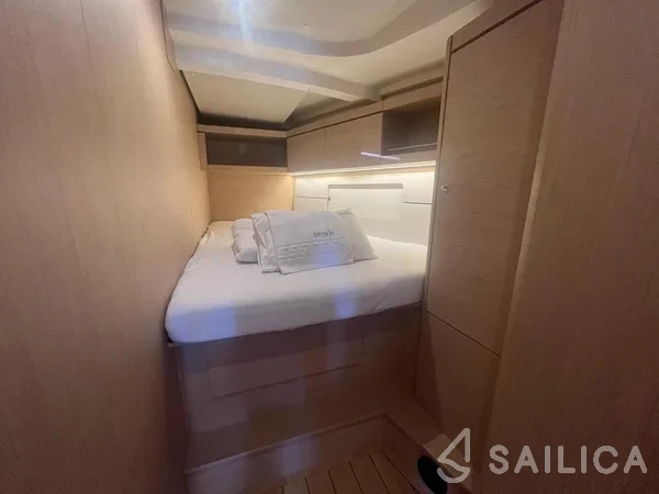 Oceanis 46.1 - Yacht Charter Sailica