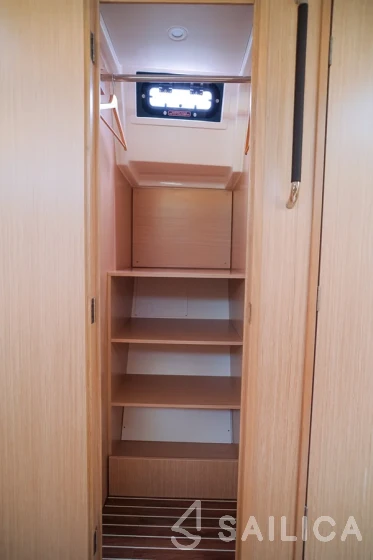 Bavaria C45 Style - Yacht Charter Sailica