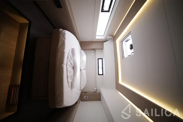 Lagoon 46  - Yacht Charter Sailica