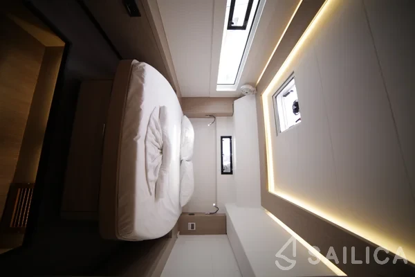 Lagoon 46  - Yacht Charter Sailica