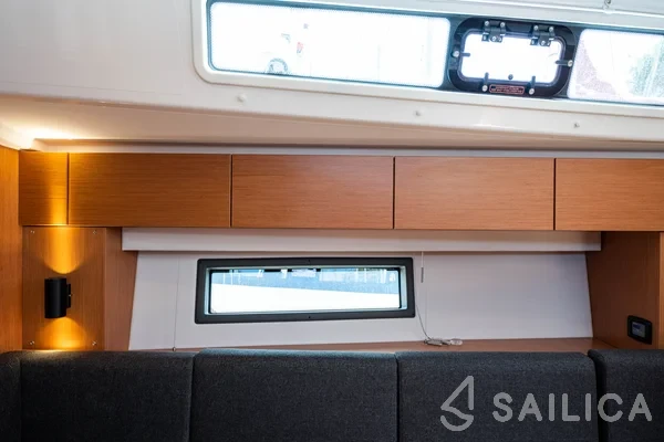 Bavaria C42 - Yacht Charter Sailica