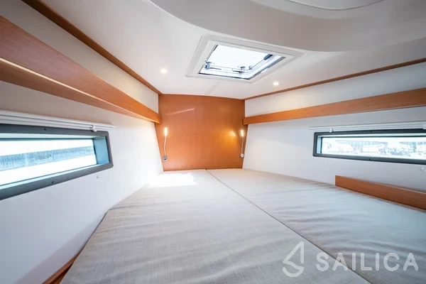 Bavaria C42 - Yacht Charter Sailica