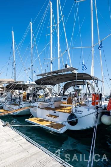 Bavaria C42 - Yacht Charter Sailica