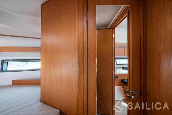Bavaria C42 - Yacht Charter Sailica