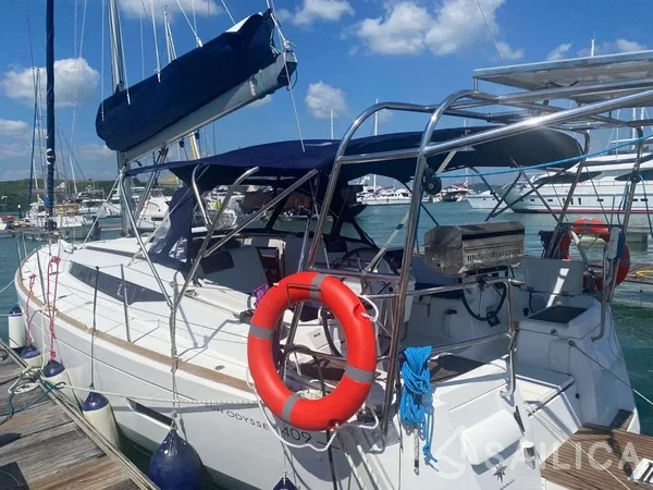 Sun Odyssey 409 - Yacht Charter Sailica