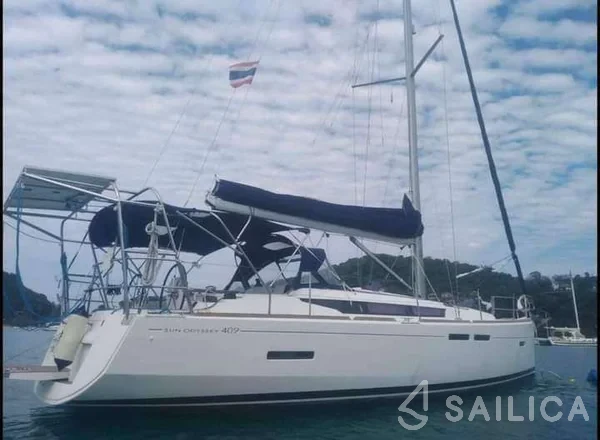 Sun Odyssey 409 - Yacht Charter Sailica
