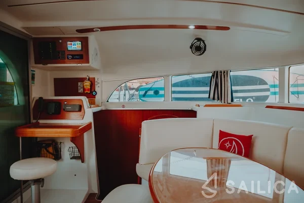 Lagoon 380 - Yacht Charter Sailica