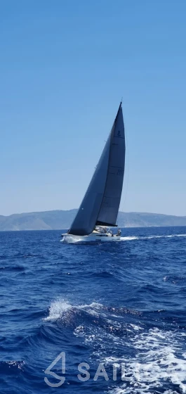 First 53 - Yacht Charter Sailica