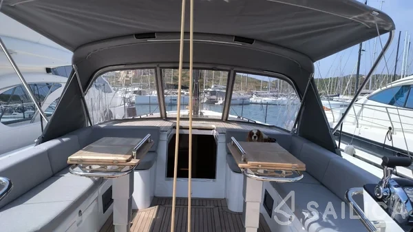 First 53 - Yacht Charter Sailica
