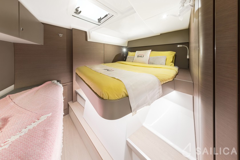 Bali Catspace - Yacht Charter Sailica