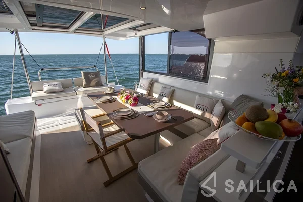 Bali Catspace - Yacht Charter Sailica