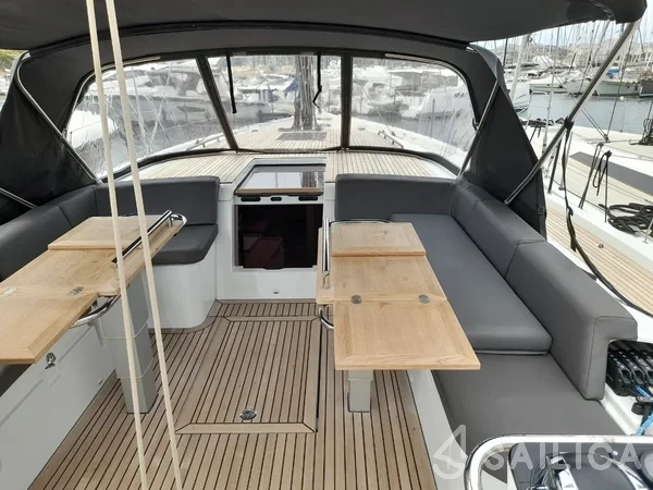 First 53 - Yacht Charter Sailica