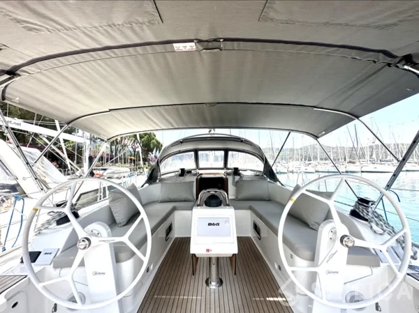 Bavaria 46 Cruiser - Yacht Charter Sailica