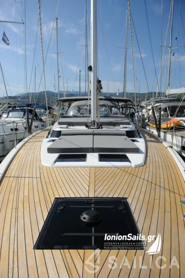 Bavaria C57 - Yacht Charter Sailica