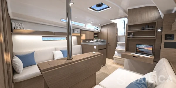 Oceanis 34.1 - Yacht Charter Sailica