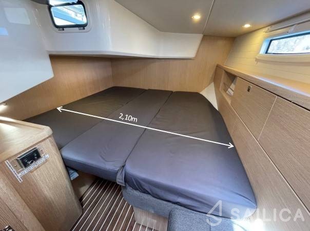 Bavaria Vision 42 - Yacht Charter Sailica