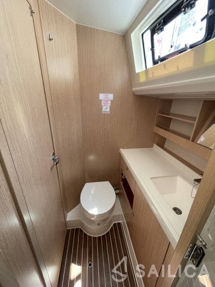 Bavaria Vision 42 - Yacht Charter Sailica
