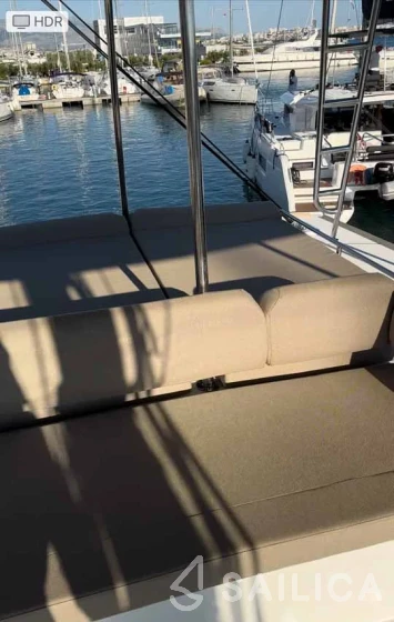 Bali 4.6 - Yacht Charter Sailica