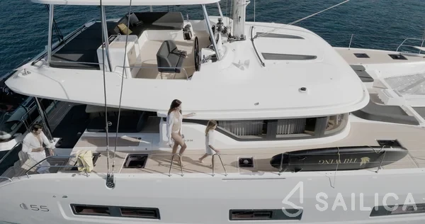 Lagoon 55 - Yacht Charter Sailica